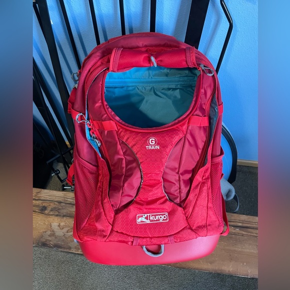 KURGO Cat backpack new w/o tags. My cat didn’t like it. Start them as kitties! - Picture 2 of 2